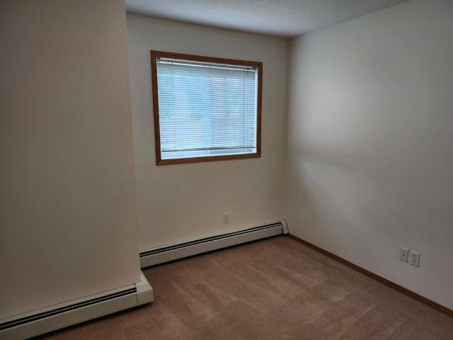 UNDERGROUND PARKING! FITNESS CENTER! UTILITIES INCLUDED!