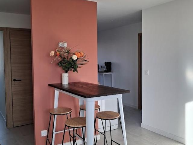 une chambre disponible