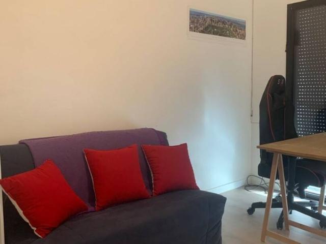 Une chambre Rond point de Paris