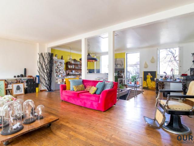Une belle maison à 2 pas des Puces de SAINT OUEN