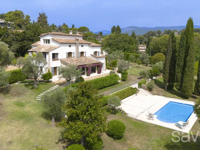Une demeure d’exception au cœur de Mougins