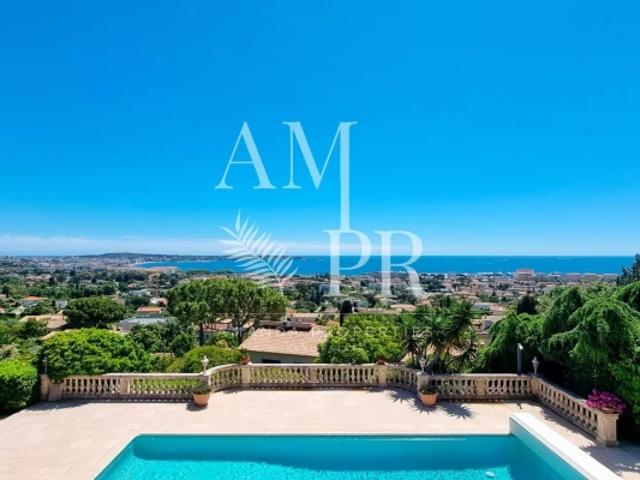 Une exclusivité AMANDA PROPERTIES: Plages Domaine fermé Vue mer panoramique