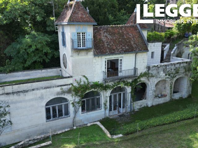 Une magnifique demeure avec vue imprenable sur l'ancienne cité royale de Loches