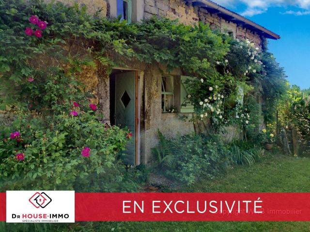 Une maison alternative avec grand terrain partiel constructible