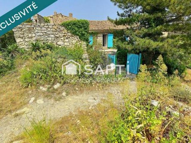 Une maison de caractère en pierre, avec jacuzzi et vue panoramique, pour vivre la Provence autrement