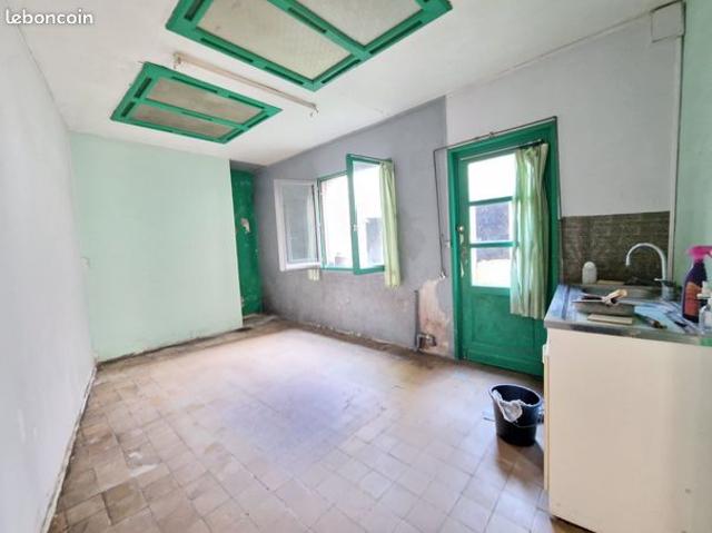 Une maison de ville mitoyenne de 112.9 m²