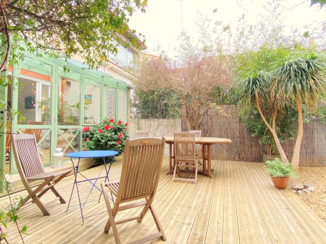 UNE MAISON DE VILLE 160M2 SH, AVEC JARDIN ET GARAGE 50M2, A PERPIGNAN CENTRE