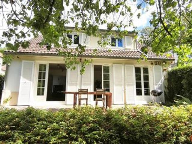 Une maison discrète qui cache un joli privilège