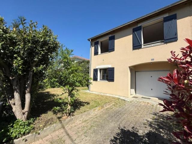 Une maison familiale avec jardin sans vis à vis, à deux pas