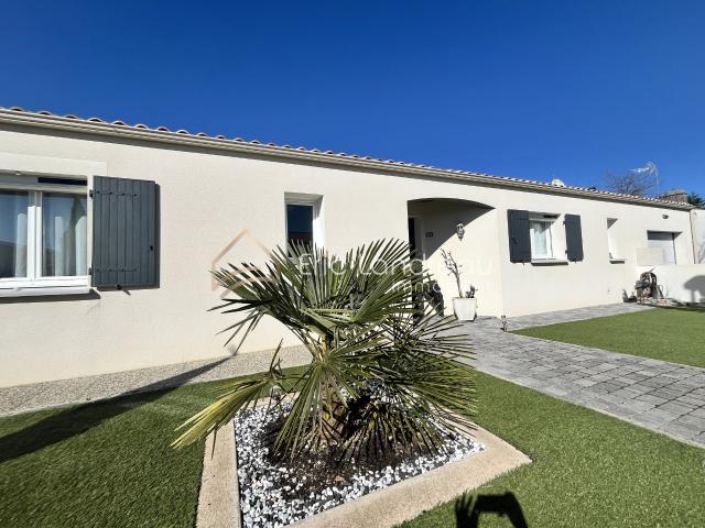 Maison avec trois chambres et jardin clôturé à quelques minutes de Talmont Saint Hilaire et des Sables d'Olonn