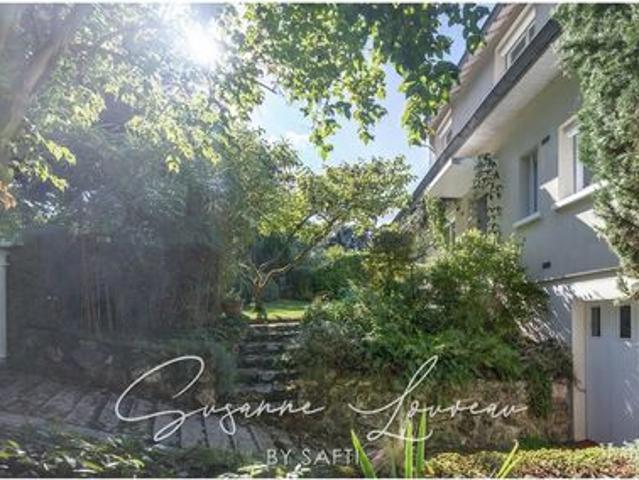 Une maison qui respire le calme, à deux pas de la gare