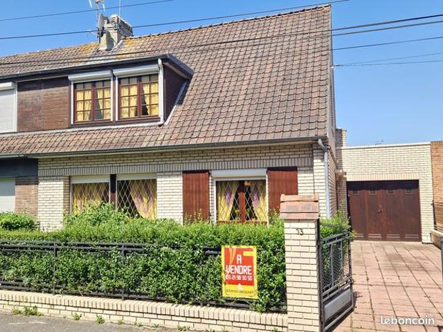 Une maison semi mitoyenne de 118.4 m²