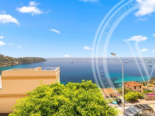 Une résidence de jardin de trois chambres entièrement rénovée au dessus de la mer, Roquebrune Cap Martin