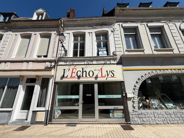 Une vitrine face au Beffroi… et un projet qui vous ressemble