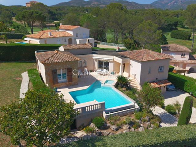 Une villa d'exception au coeur des Golfs de Valescure