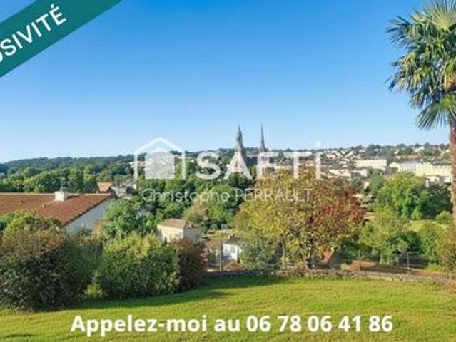 Une vue d'exception, une maison à découvrir !