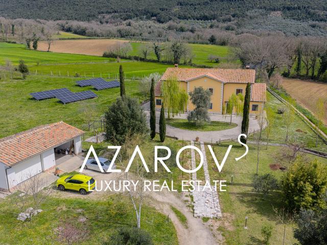 Un'elegante residenza di campagna nel cuore dell'Umbria 480m² Massa Martana