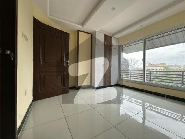 Unfurnished 1 Bedroom Apartment Available For Rent In Diplomatic Enclave