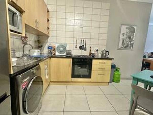 Unfurnished 1 Bedroom Apartment To Rent in Salt River