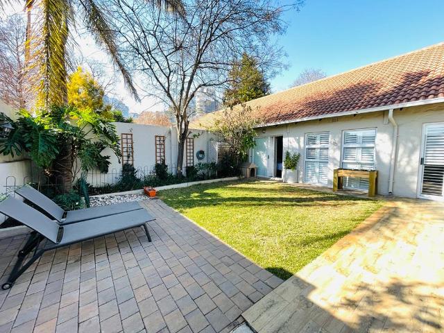 Unfurnished 2 Bedroom Townhouse to Rent in Sandhurst