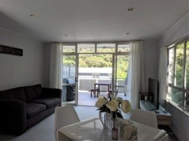 Unfurnished unit! Birkenhead
