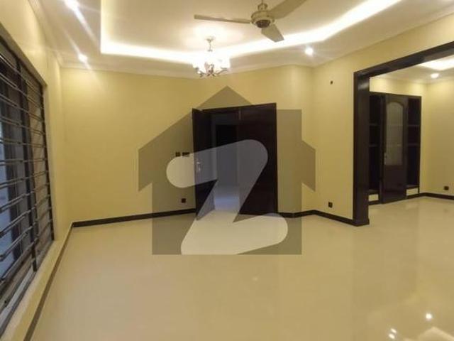 Unfurnished Kanal 5 Bedrooms House Available For Rent Bahria Town Phase 3