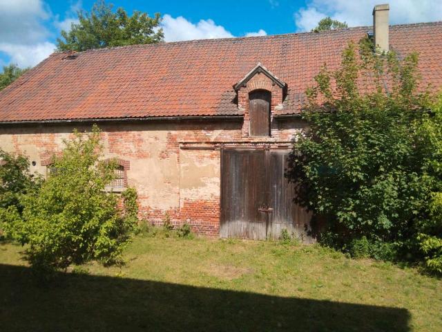 Ungeschliffene Perle mit Pferdestall Scheune ländliche gelegen