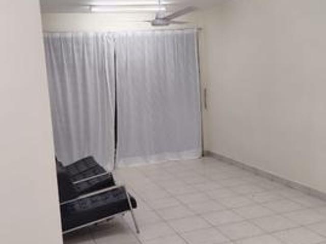 Unit murah 3r2b Cyberia Condo Blk C