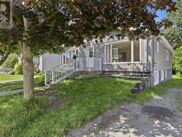 Unit B 144 Macdonald Avenue, Belleville Ward, ON, K8N 3Y3 investment for lease | Listing ID X13533 | Royal LePage