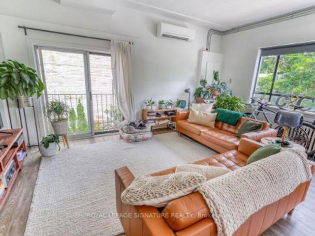 Unit B 44 Stafford Street, Toronto, ON, M6J 2R8 house for lease | Listing ID C13606 | Royal LePage