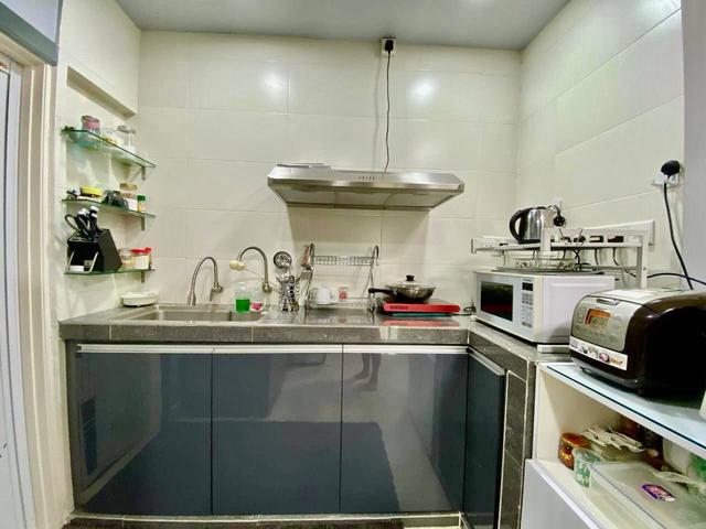 Unit facing Sungai Kelantan view