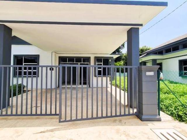 UNIT RUMAH BARU DEKAT PANTAI Semi D Alor Ladang Beserah Kuantan