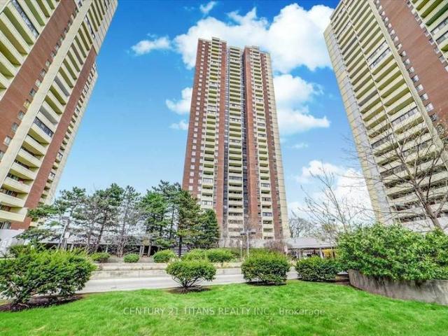 Unit 1103 3 Massey Sq