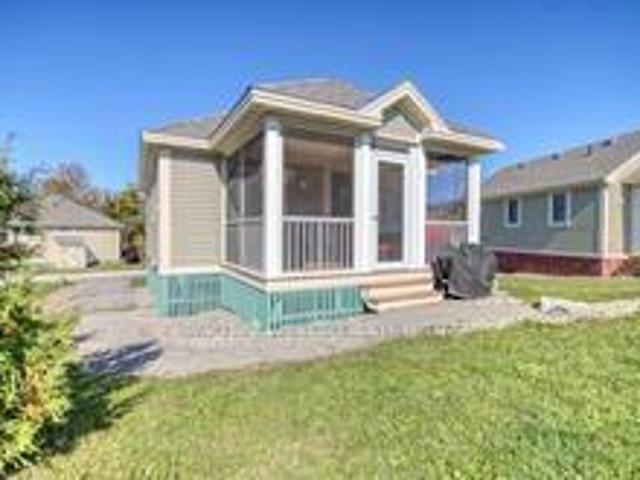 Unit 117 22 Butternut Lane
