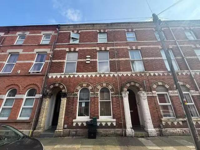 Unit 1, 15 15 Eblana Street