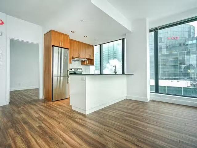 Unit 2907 LIV Montreal