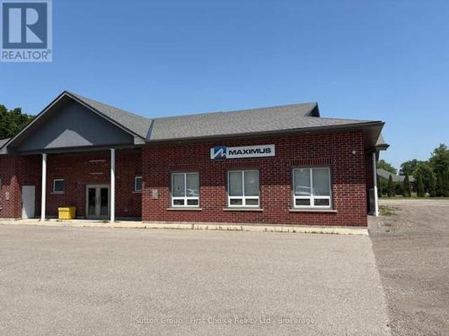Unit 2 130 Huron Road, Perth South Sebringville, ON, N0K 1X0 commercial for lease | Listing ID X13630 | Royal LePage
