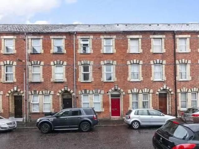 Unit 2, 16 Belgravia Avenue