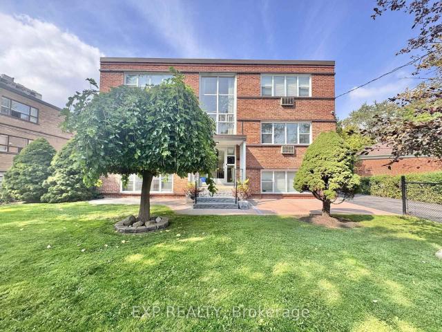 Unit 2 27 Paisley Boulevard, Mississauga | For Rent @ $2,300 | Condos. Ca