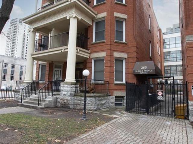 Unit 2 285 Queens Avenue
