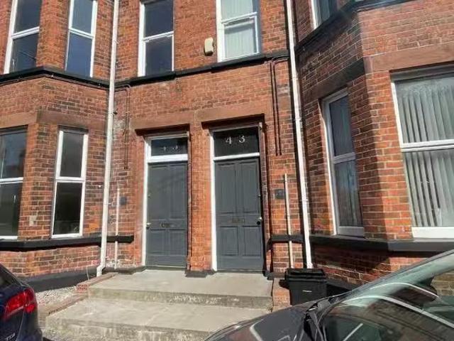 Unit 2, 45 Dunluce Avenue