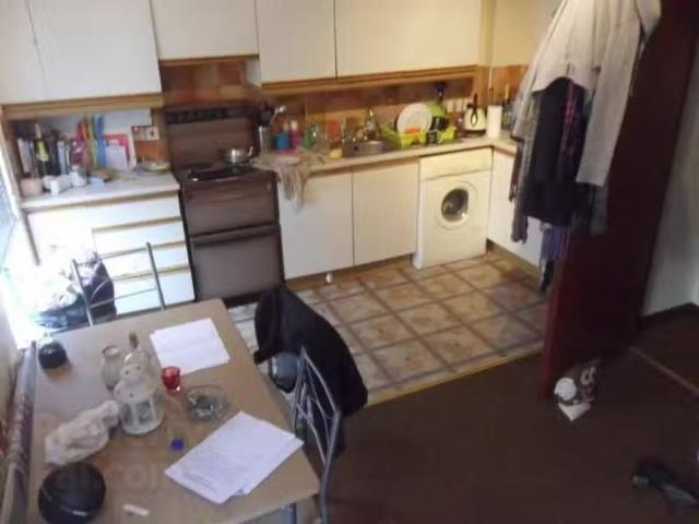 Unit 2, 74 Cromwell Road