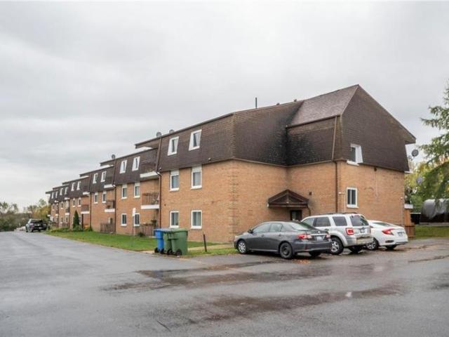 Unit 307 220 KENYON Street W