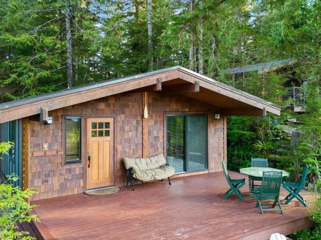 Unit 33 6574 Baird Rd