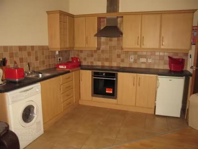 Unit 3, 57 59 Molesworth Street