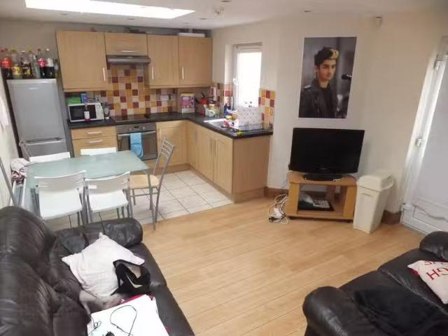 Unit 3, 8 Ireton Street
