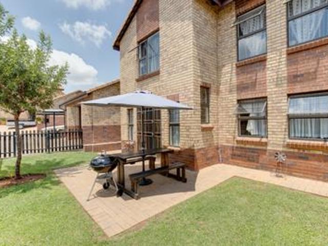 unit 49, lonedale estate, 3 bedroom.