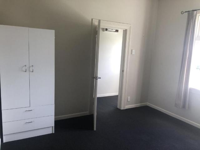 Unit 4, 12 Clifton Street, Windsor