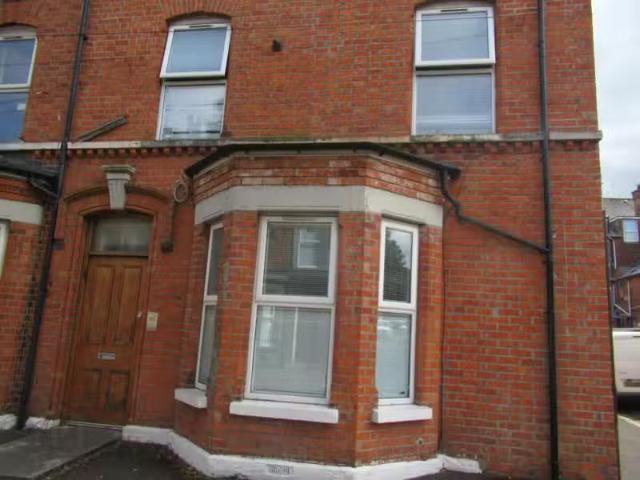Unit 4, 42 Fitzroy Avenue
