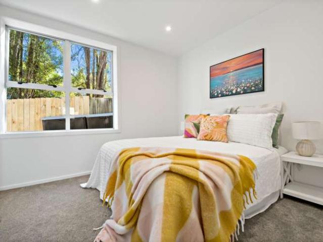 Unit 5/16D Dallinghoe Crescent, Milford, North Shore City